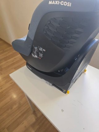 Maxi-Cosi Pearl S i-Size + base ISOFIX