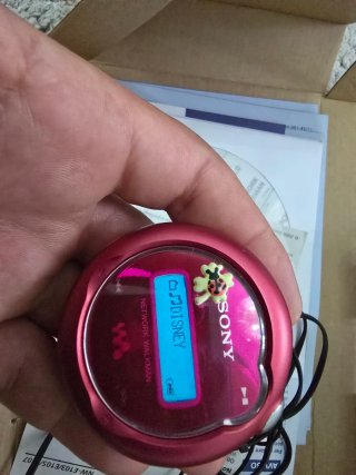 Sony Walkman NW-E107 1GB MP3