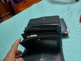 Monedero Guess Negro