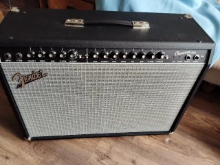 Amplificador Fender Champion 100