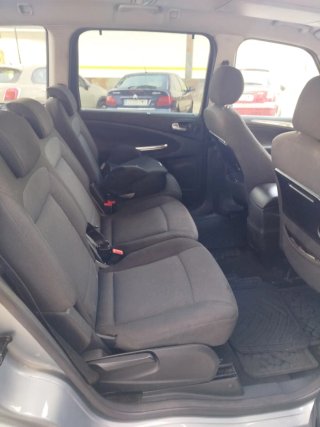 Ford Galaxy 2010