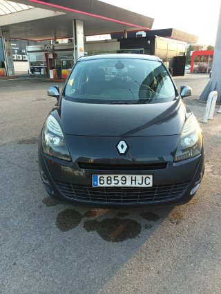 Renault Grand Scenic 2012