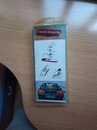 Luz de freno adicional coche vintage FARAD 27003