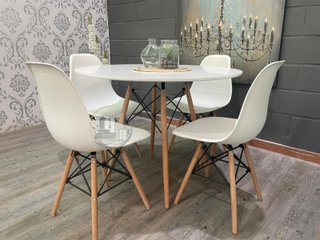 ️ Comedor mesa + 4 sillas estilo nórdico – Nuevo