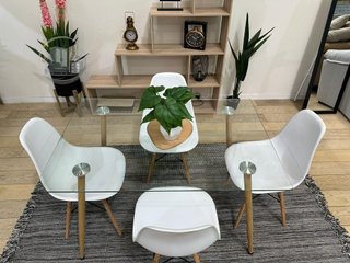 Comedor NUEVO mesa + 4 sillas