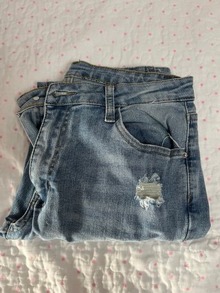 Pantalón vaquero roto skinny