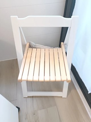 Mesa plegable madera con 4 sillas