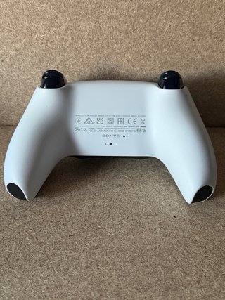 Mando PS5 con joysticks magnéticos