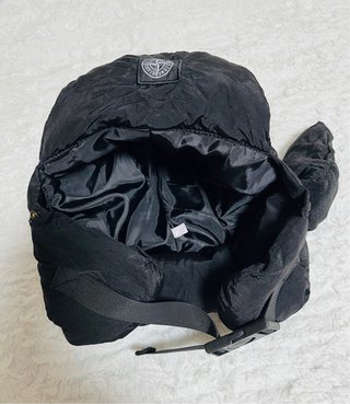 Gorro Stone Island Negro Invierno para nieve.