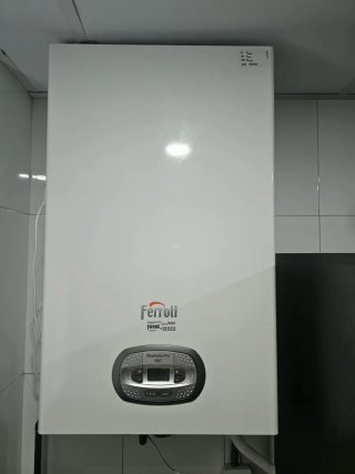 Caldera Ferroli Bluehelix Tech RRT 28C