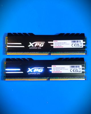 XPG 16GB 3600MHz 2x8GB ADATA GAMMIX D10 ram DDR4