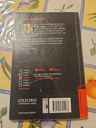 Oxford Bookworms Library: Stage 3: Frankenstein