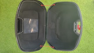 Baúl Moto Grande 47L SHAD + Base + 2 Llaves