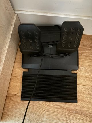 Volante PS4 y PC hori