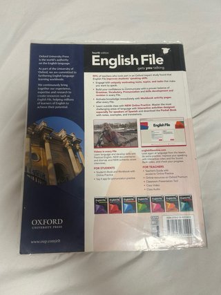 English File A1-A2 Elementary With Online Pract...