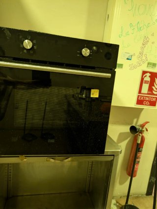 Horno de cocina negro