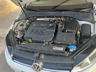 Volkswagen Golf 7 tdi.