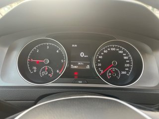 Volkswagen Golf 7 tdi.