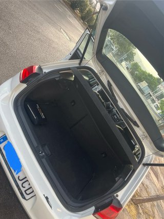 Volkswagen Golf 7 tdi.