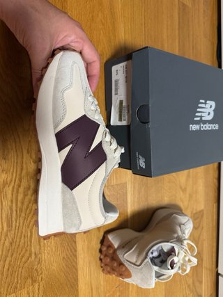 New Balance 327 granate y beige NUEVAS