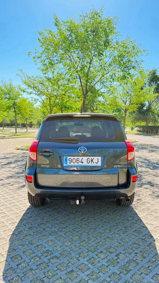 Toyota RAV4 2009