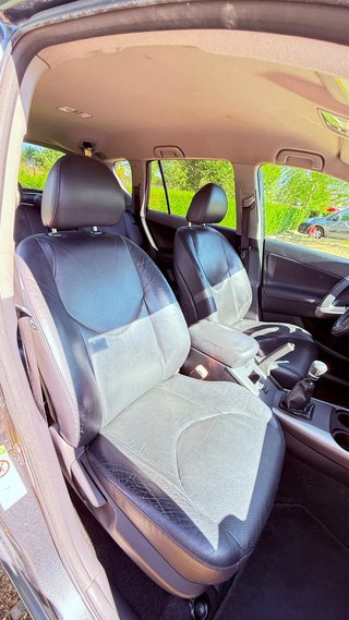 Toyota RAV4 2009