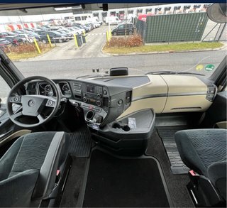 Camión Mercedes Actros 2445