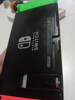 Nintendo Switch Completa con Accessori