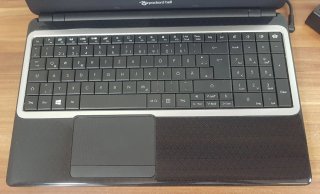 Portátil Packard Bell 15,6" 8 GB RAM 500 GB Caja