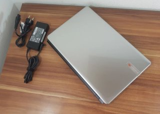 Portátil Packard Bell 15,6" 8 GB RAM 500 GB Caja