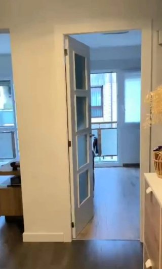Puerta interior madera lacada blanco cristal