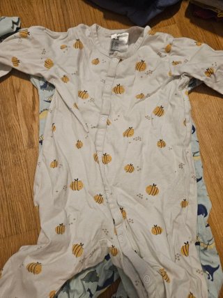 Pijamas H&M una pieza estampado animal