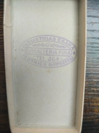 Medalla Voluntarios Navarra 1936 + Caja