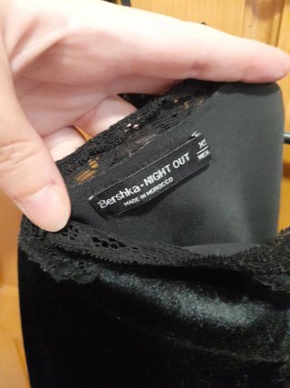 Body terciopelo Bershka negro encaje