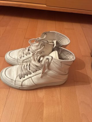 Zapatillas deportivas altas blancas