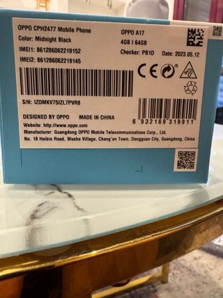 Oppo A17 64GB + cargador