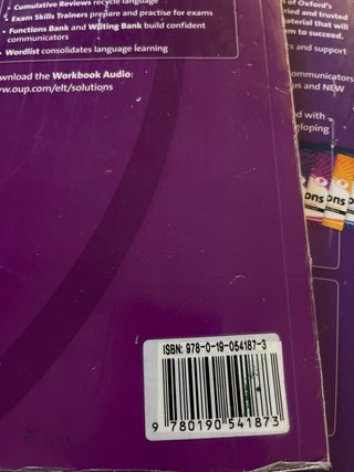 Solutions B1+ Intermediate Student y Workbook