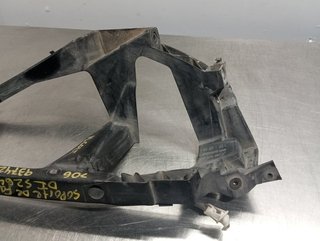 SOPORTE FARO IZQUIERDO MITSUBISHI COLT CZ3 BERL.
