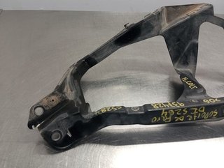 SOPORTE FARO IZQUIERDO MITSUBISHI COLT CZ3 BERL.