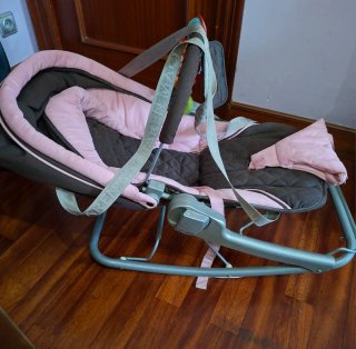 Hamaca para bebé rosa y marrón