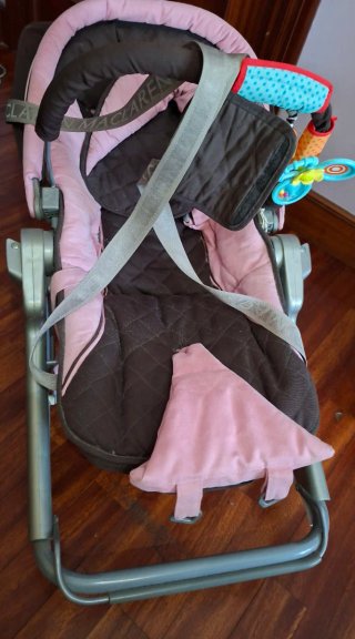 Hamaca para bebé rosa y marrón