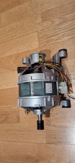 Lavadora Edesa Dinamic 4L-1046 IT