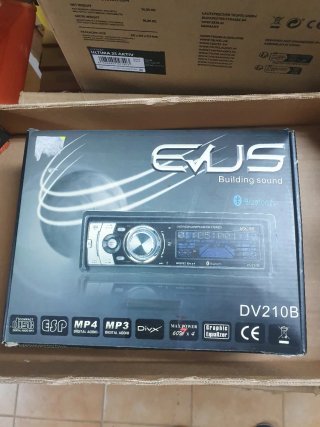 Radio Coche EUS DV210B