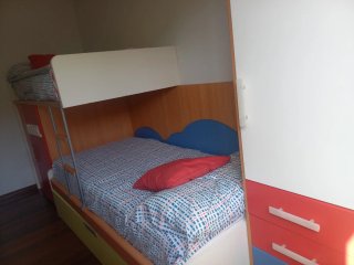 Habitación juvenil 3 camas + escritorio de regalo
