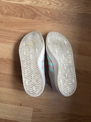 Zapatillas Adidas Moradas y Turquesa