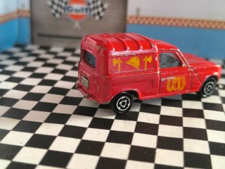 Majorette Renault 4 L Bomberos