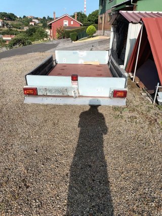 Remolque plataforma en perfecto estado