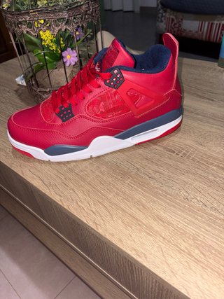 Jordan 4 Retro SE FIBA T.44