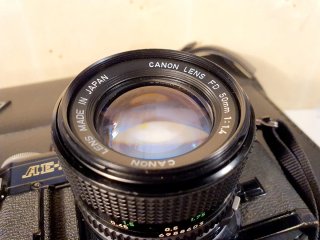 Equipo Canon AE-1 con 3 objetivos. Perfecto estado