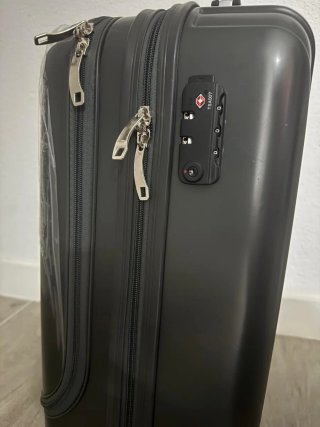 MALETA NEGRA VIAJE